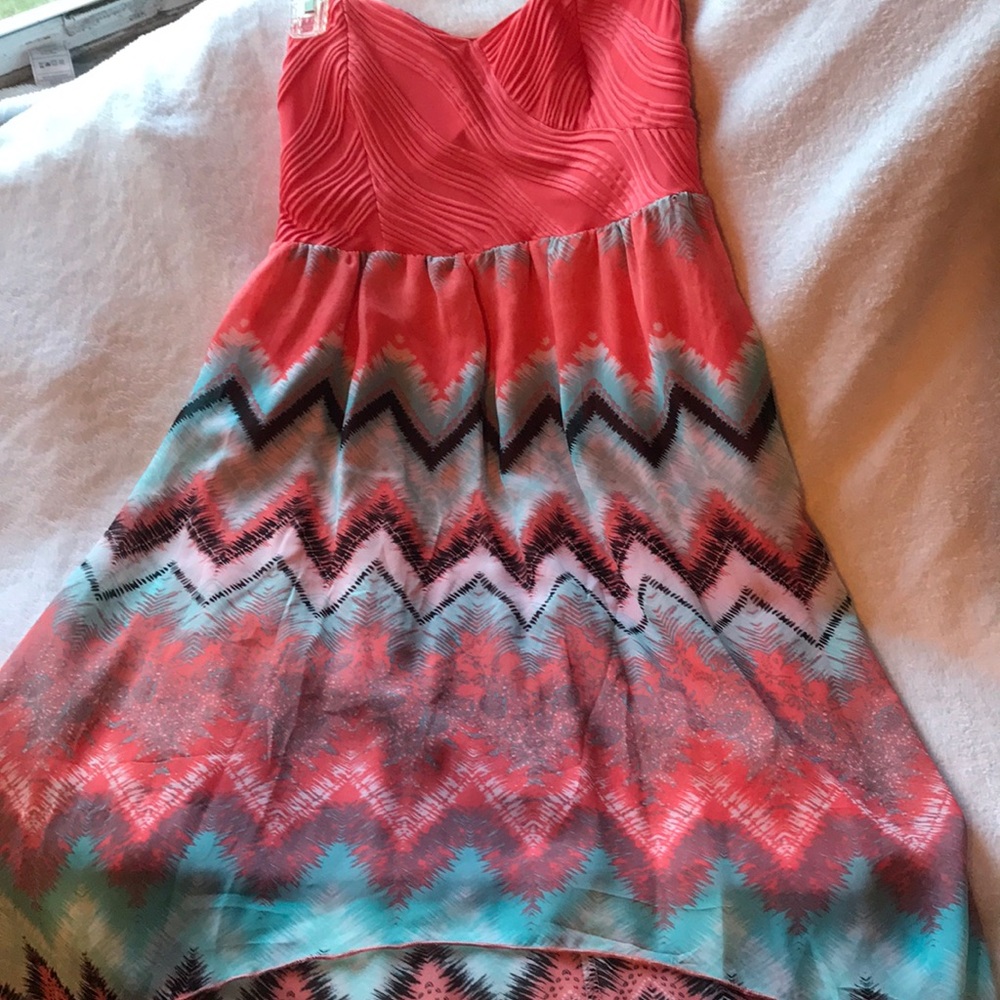 Hi/low strapless